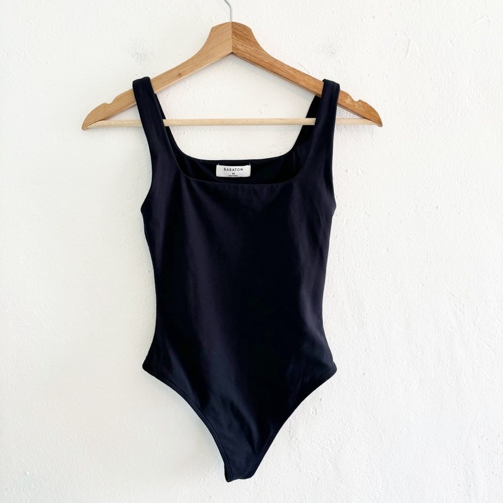 Aritzia Babaton Black Square Neck Contour Bodysuit EUC Sz XS